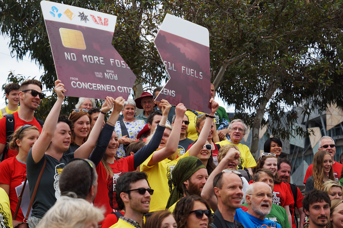 Divestment Day October 2014 Melbourne 1 - Card split 1200x800