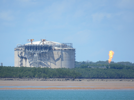 Darwin LNG gas flare credit Ken Hodge 