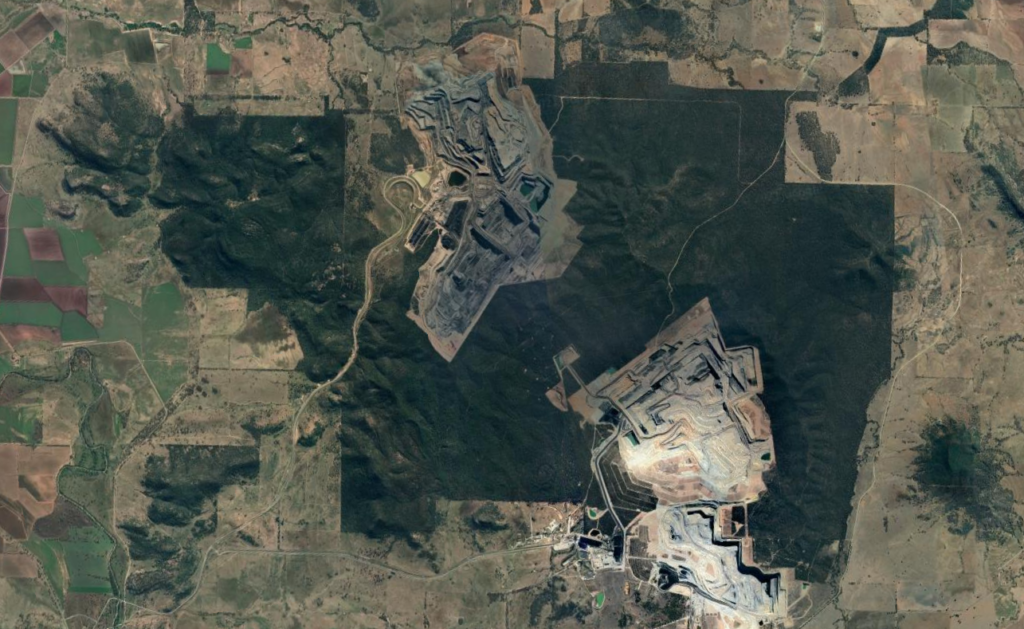 Whitehaven's Maule's Creek and Boggabri-Tarrawonga coal pits as seen on Google Earth